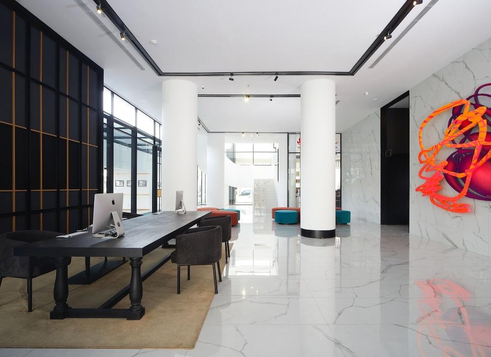 De Braga, Artotel Curated Bandung Extérieur photo